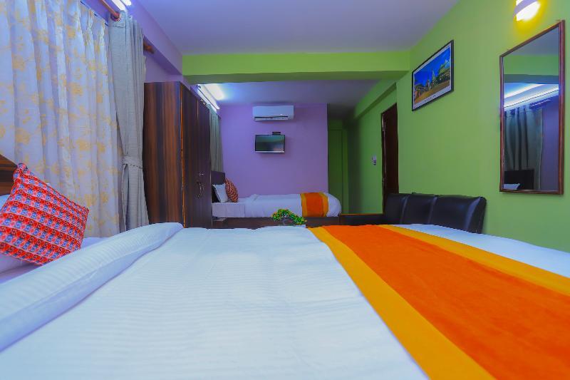 Oyo 492 Hotel Yeti Home Kathmandu Luaran gambar